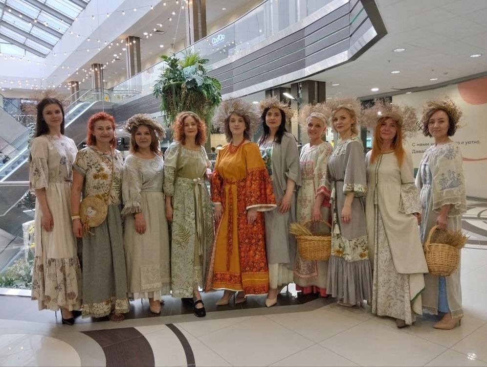 В Уют Холле прошёл модный показ